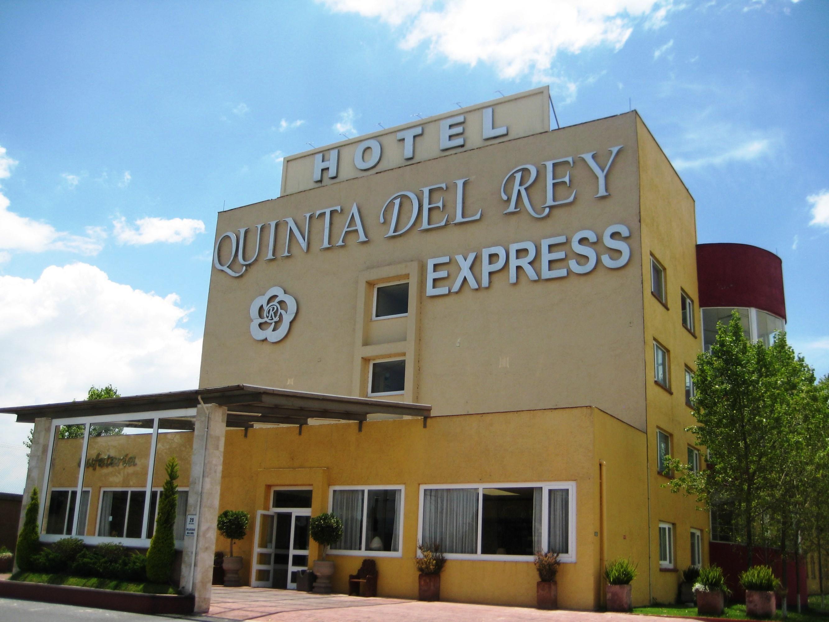Howard Johnson By Wyndham Toluca Exterior foto